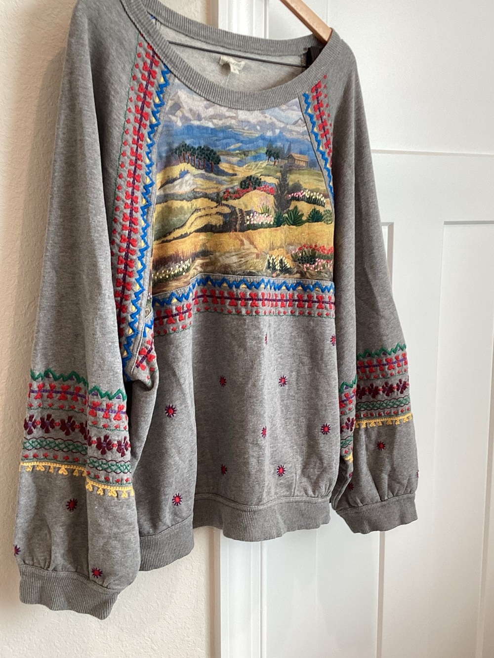🏜️Anthropologie Embroidered Pullover Sweatshirt Pilcro New Grey XL Landscape - Picture 6 of 14